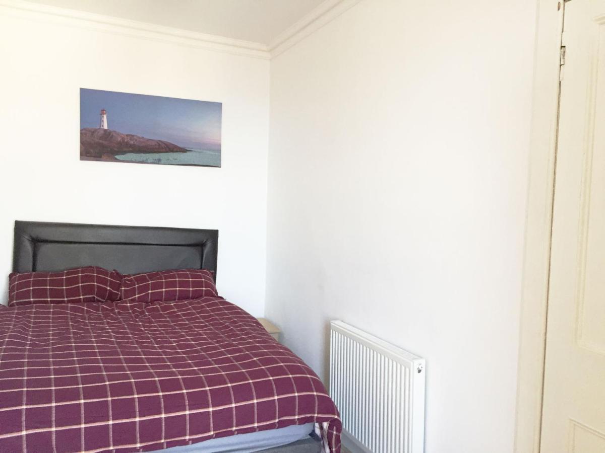 Shoreline 2 Bedroom Dunbar Serviced Apartment Екстериор снимка
